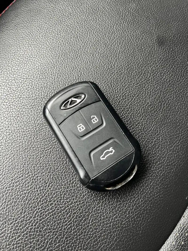 Chery Tiggo 5 2014 2.0L CVT Family Edition — миниатюра 8