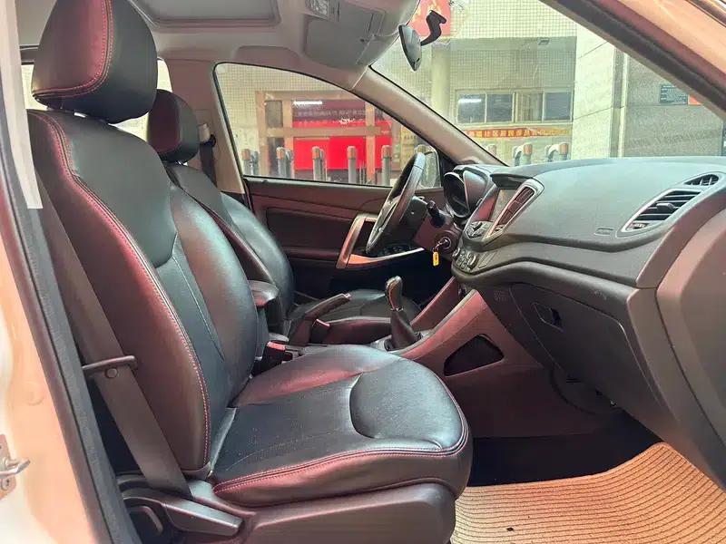 Chery Tiggo 5 2014 2.0L Manual Comfort Edition — миниатюра 11