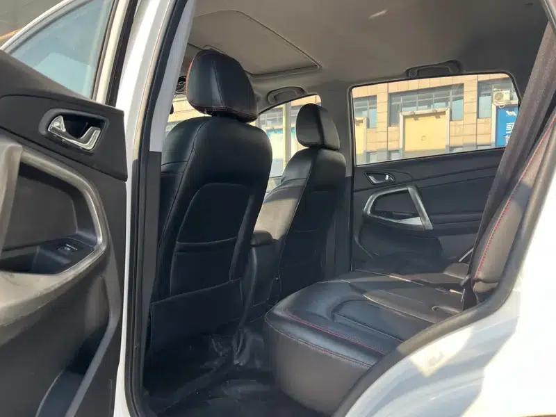 Chery Tiggo 5 2015 2.0L Manual Family Edition — миниатюра 9