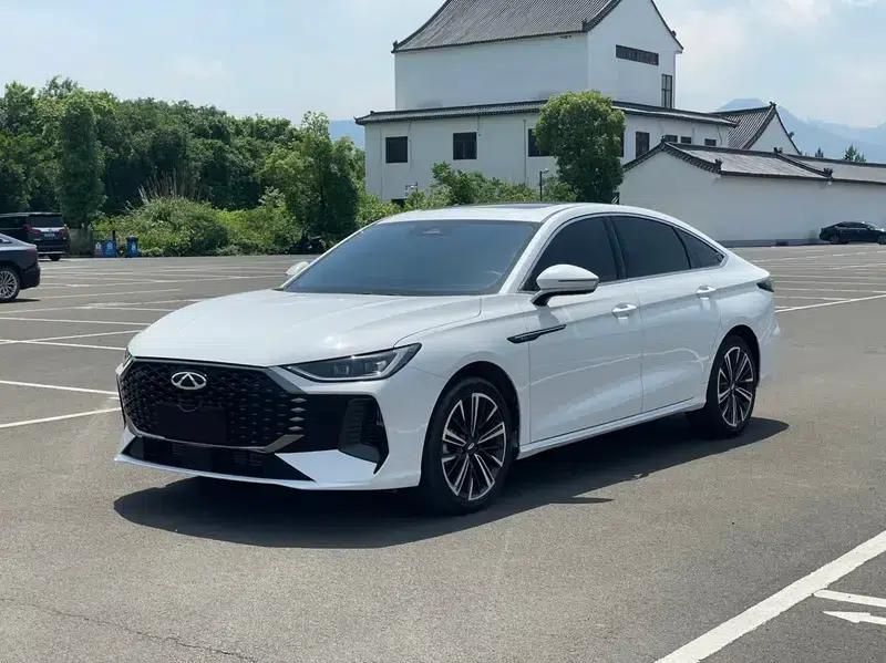 Chery Arrizo 8 PRO 2025 1.6T DCT Luxury Edition — миниатюра 1