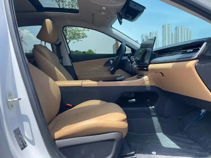 Chery Arrizo 8 PRO 2025 1.6T DCT Luxury Edition — миниатюра 13