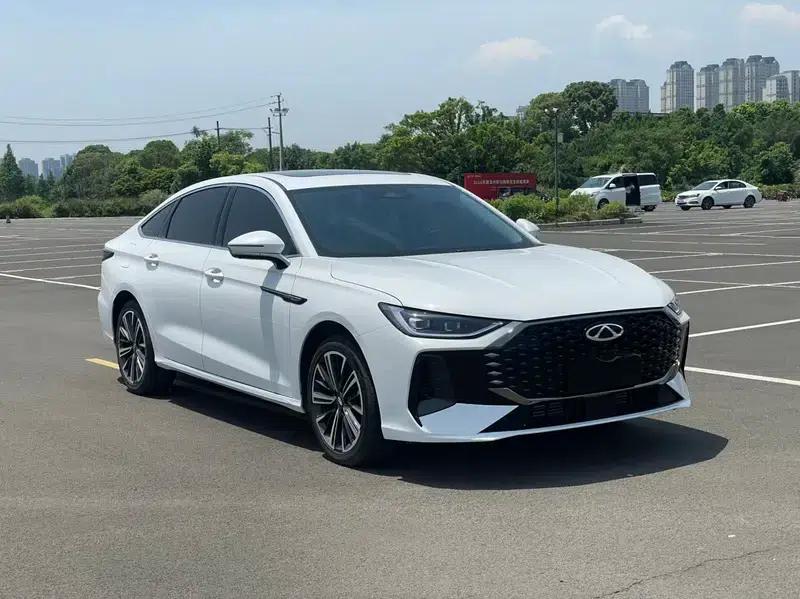 Chery Arrizo 8 PRO 2025 1.6T DCT Luxury Edition — миниатюра 3