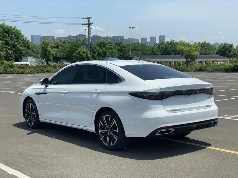 Chery Arrizo 8 PRO 2025 1.6T DCT Luxury Edition — миниатюра 5
