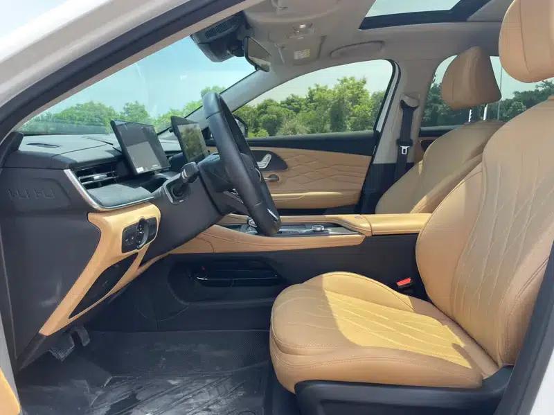 Chery Arrizo 8 PRO 2025 1.6T DCT Luxury Edition — миниатюра 10
