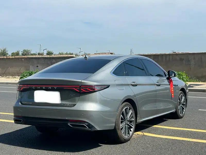 Chery Arrizo 8 PRO 2025 1.6T DCT Luxury Edition — миниатюра 6