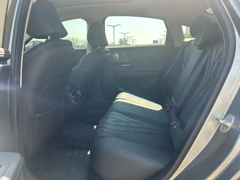 Chery Arrizo 8 PRO 2025 1.6T DCT Luxury Edition — миниатюра 9