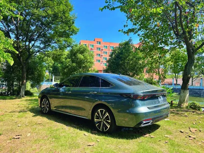 Chery Arrizo 8 PRO 2025 1.6T DCT Luxury Edition — миниатюра 5