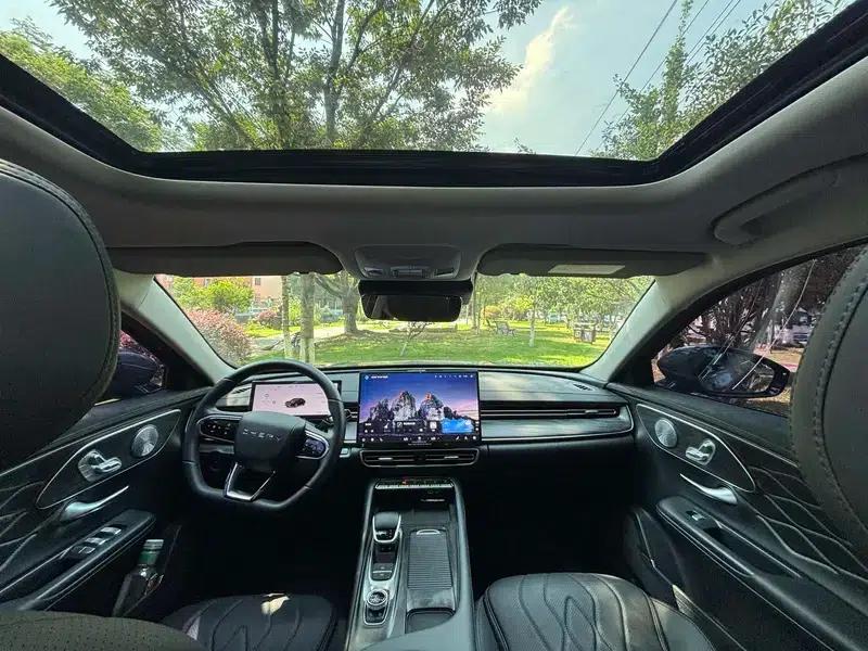 Chery Arrizo 8 PRO 2025 1.6T DCT Luxury Edition — миниатюра 10