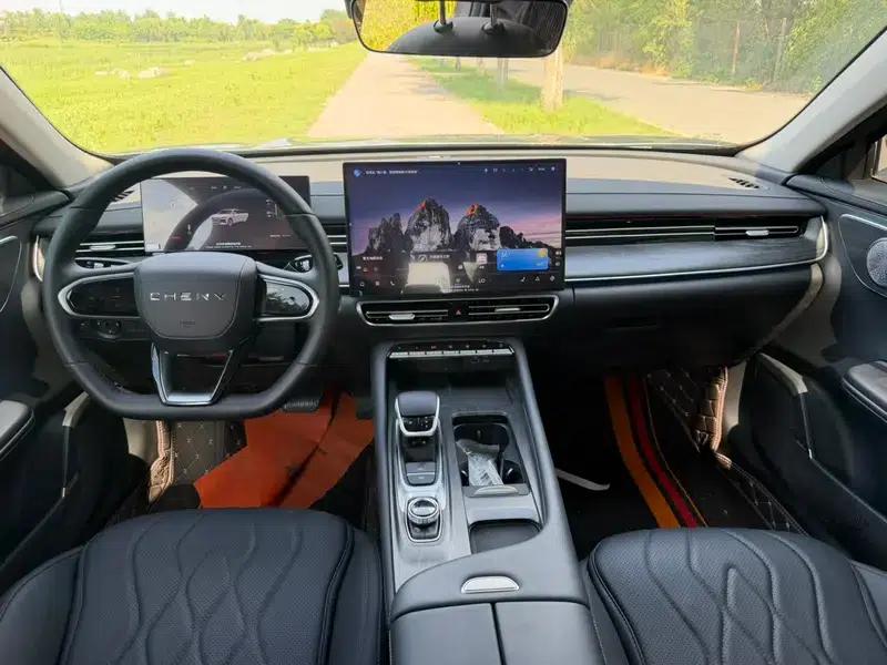 Chery Arrizo 8 PRO 2025 1.6T DCT Luxury Edition — миниатюра 7