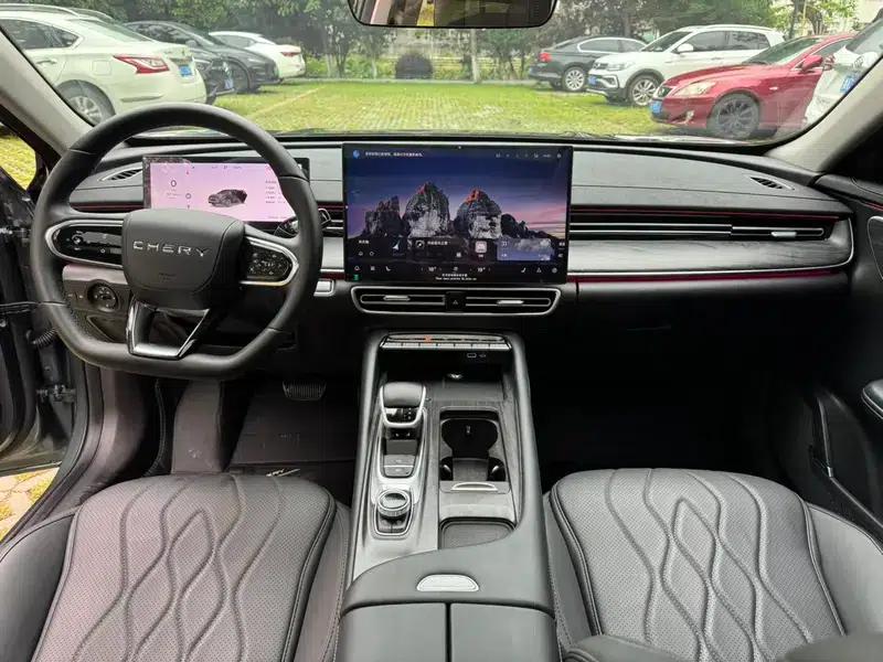 Chery Arrizo 8 PRO 2025 1.6T DCT Luxury+ — миниатюра 11