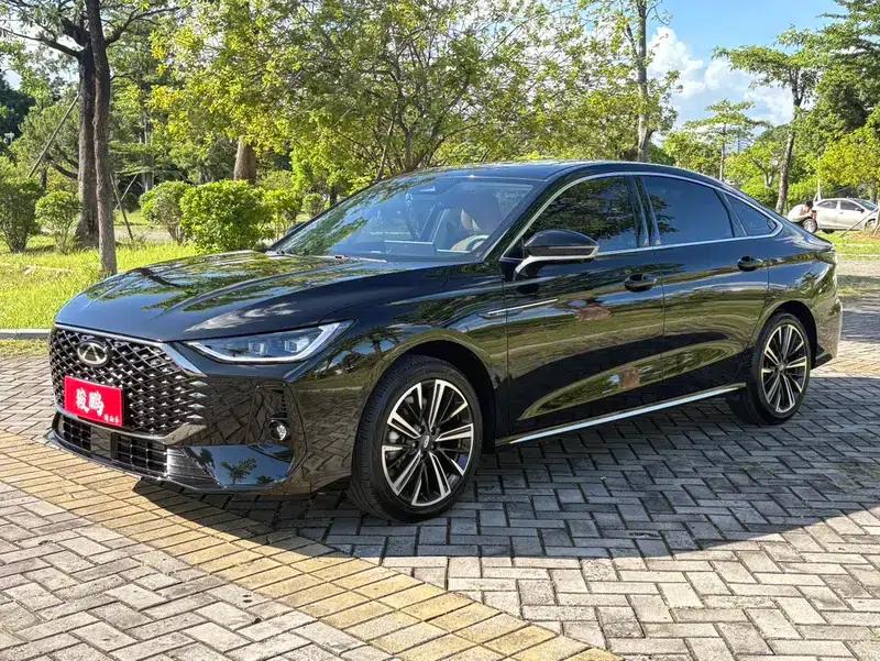 Chery Arrizo 8 PRO 2025 1.6T DCT Luxury+ — миниатюра 1
