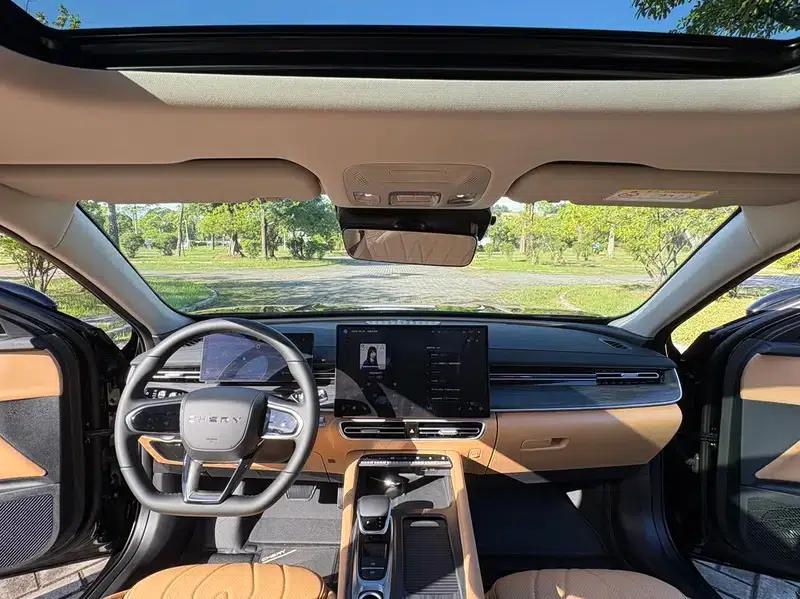 Chery Arrizo 8 PRO 2025 1.6T DCT Luxury+ — миниатюра 21