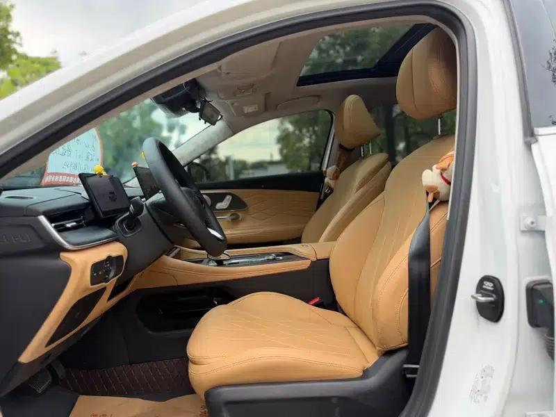 Chery Arrizo 8 PRO 2025 1.6T DCT Comfort Model — миниатюра 17