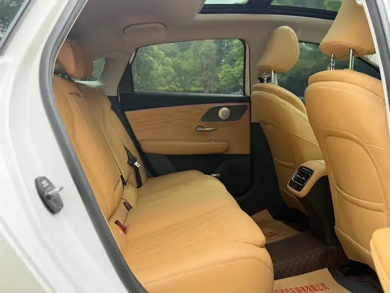 Chery Arrizo 8 PRO 2025 1.6T DCT Comfort Model — миниатюра 18