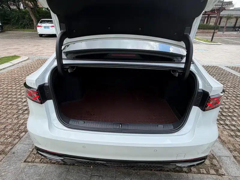 Chery Arrizo 8 PRO 2025 1.6T DCT Comfort Model — миниатюра 20