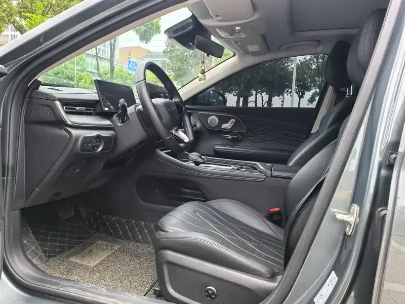 Chery Arrizo 8 PRO 2025 1.6T DCT Luxury+ — миниатюра 13