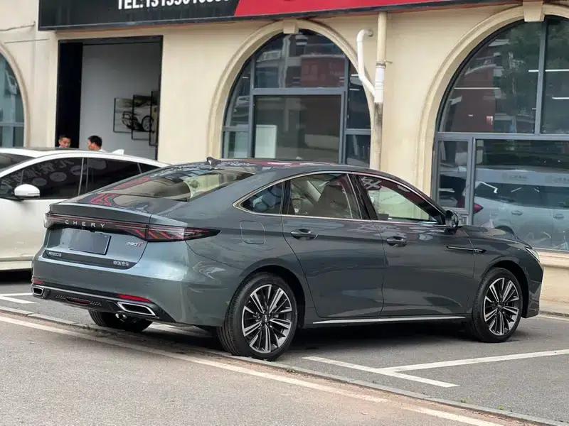Chery Arrizo 8 PRO 2025 1.6T DCT Luxury+ — миниатюра 6