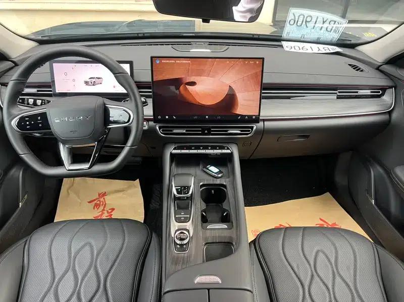Chery Arrizo 8 PRO 2025 1.6T DCT Luxury+ — миниатюра 7
