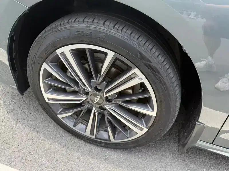 Chery Arrizo 8 PRO 2025 1.6T DCT Luxury+ — миниатюра 8