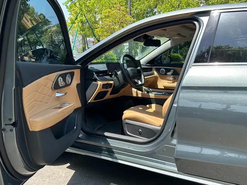 Chery Arrizo 8 PRO 2025 1.6T DCT Luxury+ — миниатюра 7
