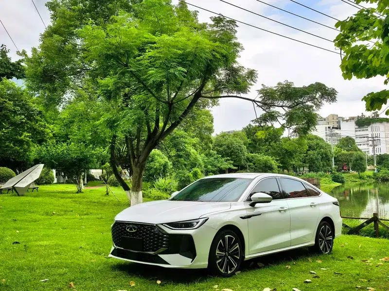 Chery Arrizo 8 PRO 2025 1.6T DCT Luxury Edition — миниатюра 1