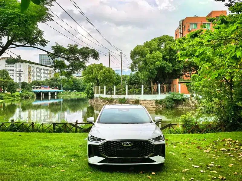 Chery Arrizo 8 PRO 2025 1.6T DCT Luxury Edition — миниатюра 2
