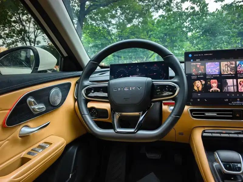Chery Arrizo 8 PRO 2025 1.6T DCT Luxury Edition — миниатюра 13