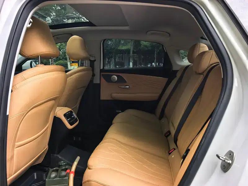 Chery Arrizo 8 PRO 2025 1.6T DCT Luxury Edition — миниатюра 15