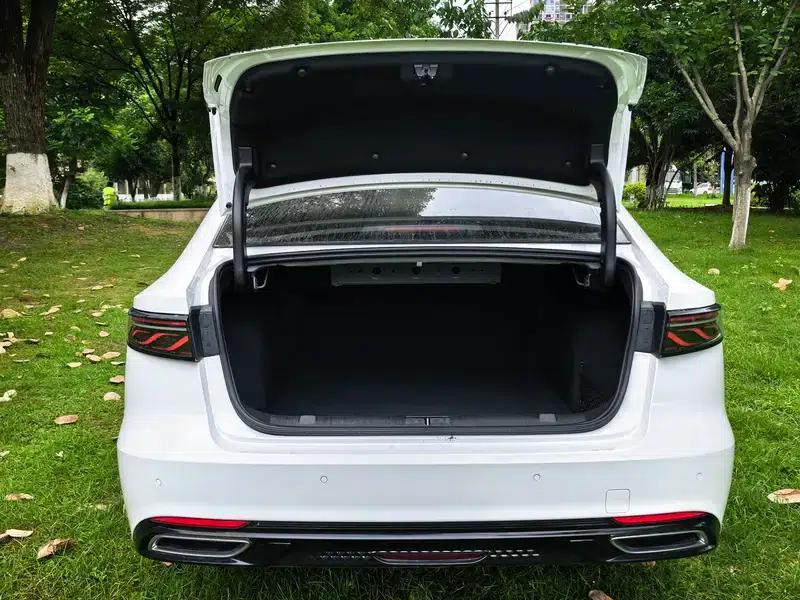 Chery Arrizo 8 PRO 2025 1.6T DCT Luxury Edition — миниатюра 16