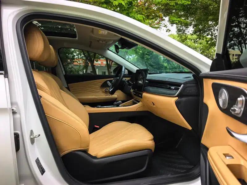 Chery Arrizo 8 PRO 2025 1.6T DCT Luxury Edition — миниатюра 17