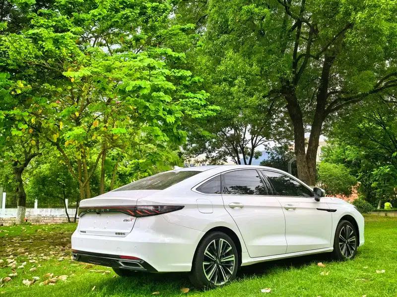 Chery Arrizo 8 PRO 2025 1.6T DCT Luxury Edition — миниатюра 7