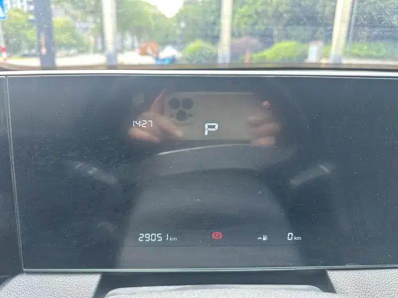 Chery Arrizo 8 PRO 2025 1.6T DCT Standard Edition — миниатюра 12