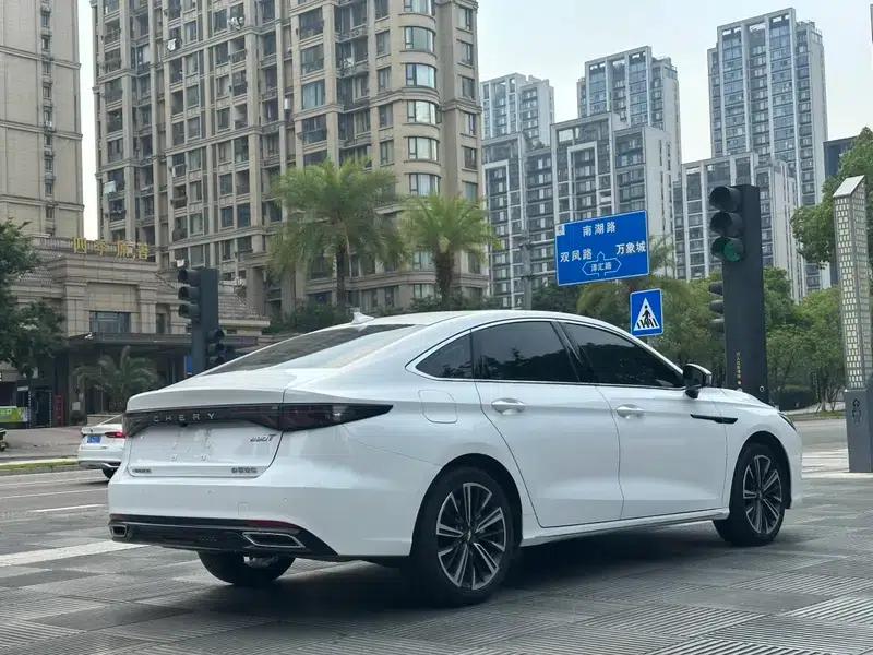 Chery Arrizo 8 PRO 2025 1.6T DCT Standard Edition — миниатюра 6