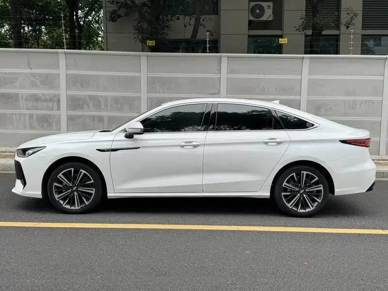 Chery Arrizo 8 PRO 2025 1.6T DCT Comfort Model — миниатюра 4