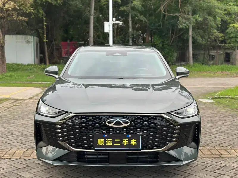 Chery Arrizo 8 PRO 2025 1.6T DCT Luxury Edition — миниатюра 2