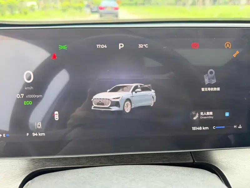 Chery Arrizo 8 PRO 2025 1.6T DCT Luxury Edition — миниатюра 10