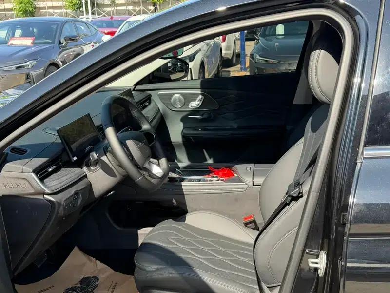 Chery Arrizo 8 PRO 2025 1.6T DCT Luxury Edition — миниатюра 14