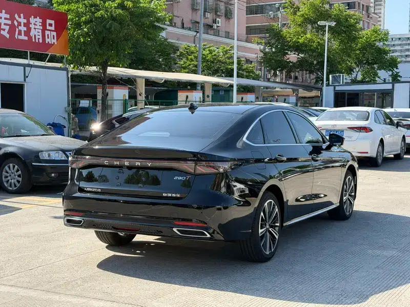 Chery Arrizo 8 PRO 2025 1.6T DCT Luxury Edition — миниатюра 6
