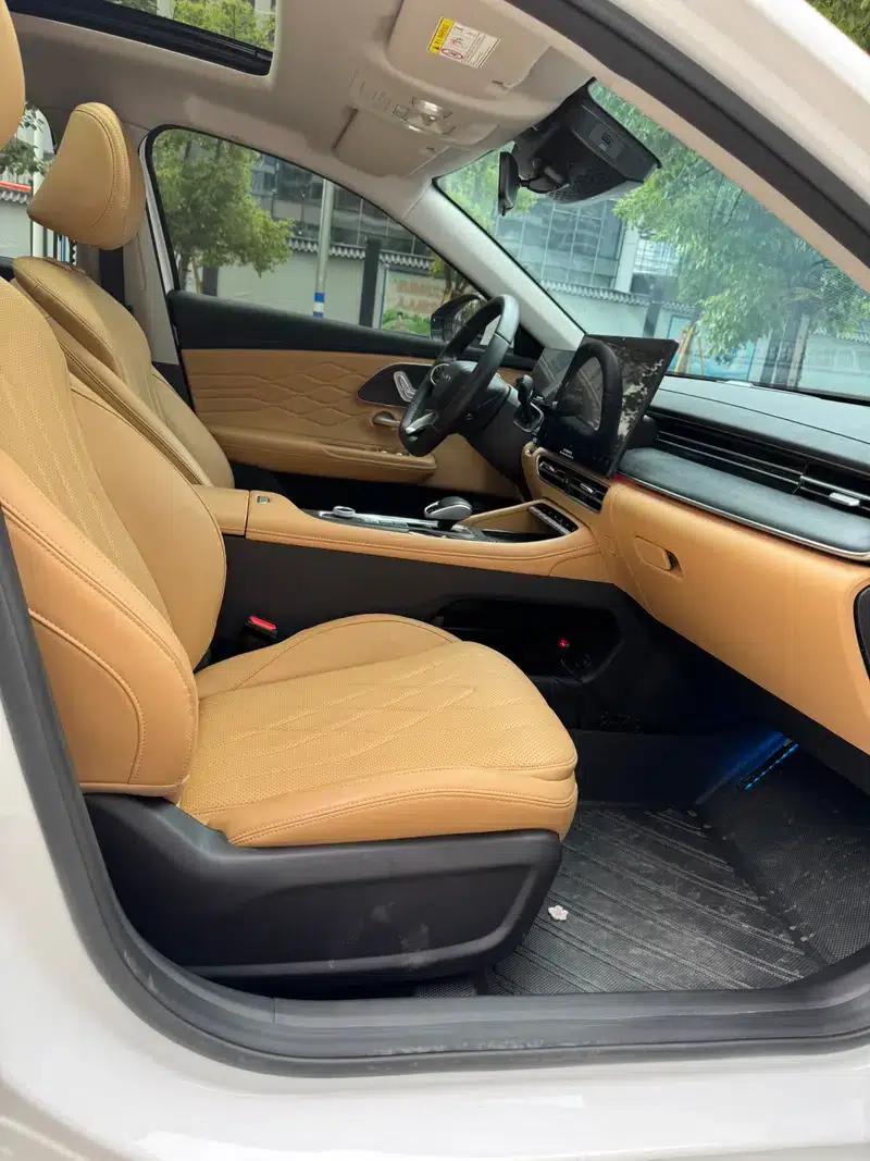 Chery Arrizo 8 PRO 2025 1.6T DCT Luxury Edition — миниатюра 18