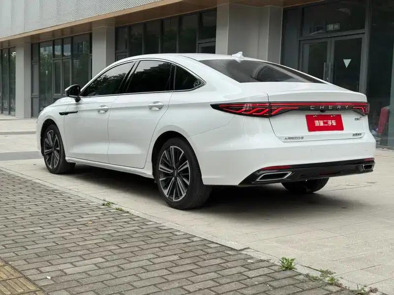Chery Arrizo 8 PRO 2025 1.6T DCT Luxury Edition — миниатюра 5