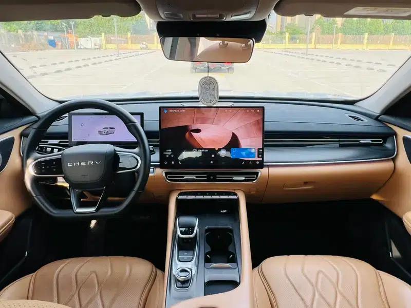 Chery Arrizo 8 PRO 2025 1.6T DCT Luxury Edition — миниатюра 7