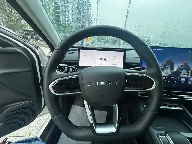 Chery Arrizo 8 PRO 2025 1.6T DCT Luxury Edition — миниатюра 15