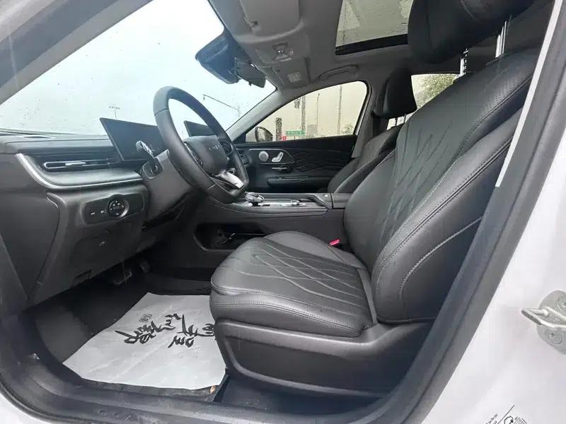 Chery Arrizo 8 PRO 2025 1.6T DCT Luxury Edition — миниатюра 16
