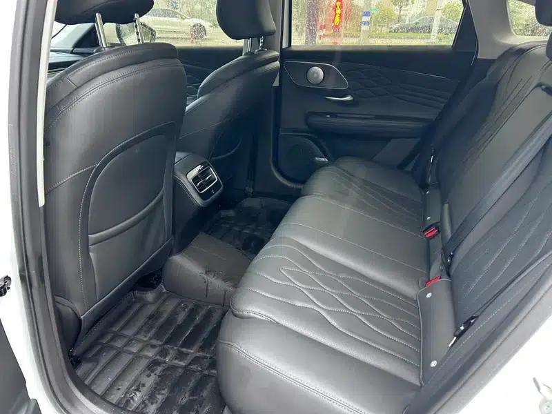Chery Arrizo 8 PRO 2025 1.6T DCT Luxury Edition — миниатюра 17
