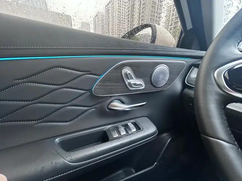 Chery Arrizo 8 PRO 2025 1.6T DCT Luxury Edition — миниатюра 19