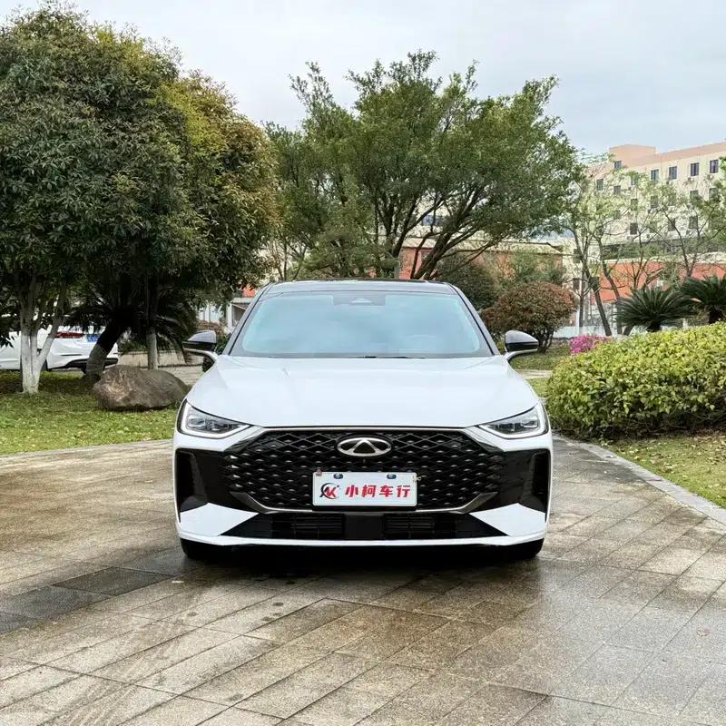 Chery Arrizo 8 PRO 2025 1.6T DCT Luxury Edition — миниатюра 2
