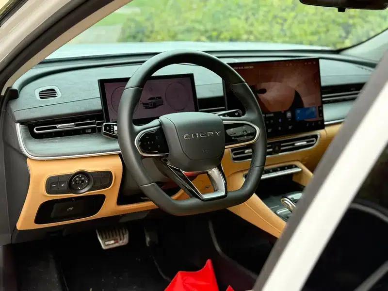Chery Arrizo 8 PRO 2025 1.6T DCT Luxury Edition — миниатюра 13