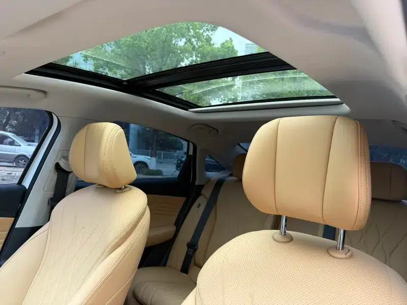 Chery Arrizo 8 PRO 2025 1.6T DCT Luxury Edition — миниатюра 17