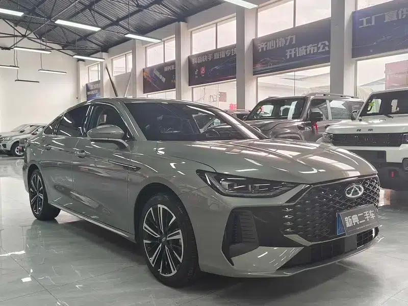 Chery Arrizo 8 PRO 2025 1.6T DCT Standard Edition — миниатюра 3