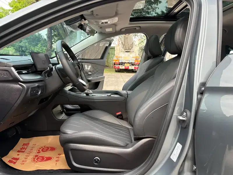 Chery Arrizo 8 PRO 2025 1.6T DCT Luxury Edition — миниатюра 22
